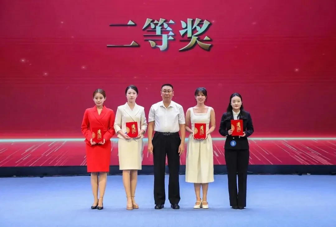 喜报｜以青春之声践初心以实干之姿绽芳华！商管集团青年杨雪琦赛场载誉归来